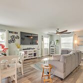 8 Mi to Beaches: Getaway w/ Pool in Panama City!