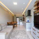 2BR Apt With BBQ Near the Beach - BC - Stl401