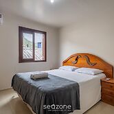 3BR Beachfront House w/ BBQ Apc2200