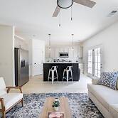 1 King 1 Queen 2 Double Garage Washer Dryer