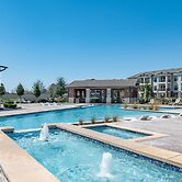 Landing Apartments - Grand Harbor