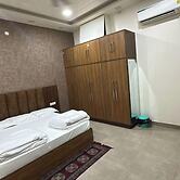 The Divine Cloud Inn