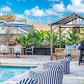 @ Marbella Lane - Vibrant & Chic Designer Home