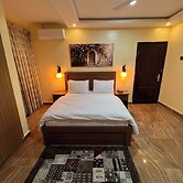 CSL APARTMENTS