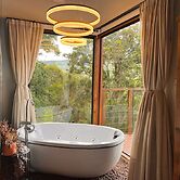 Refúgio dos Lobos com Banheira de Hidromassagem ao Lado de Alfredo Wag