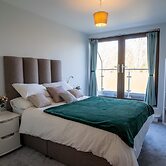 Surrey Hills Escape: Riverside Walks & Quick Links
