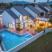 Golfside 5BRVilla with Private Pool V192