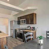 Balcony & Stunning Views: Airy Apt in Idaho Falls