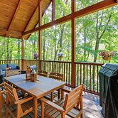 Near Boone-custom Built Cabin: 3 BR 3 BA W/hot Tub