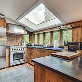 15 Mi to Long Island Sound: Bedford Winter Retreat