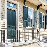 Spacious Retreat with private Pool