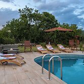 Villa Bravic 4*, Nature Home With Pool Near Split