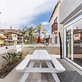 Island Paradise Suite - 2Br Condo Sleeps 8