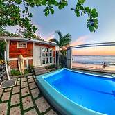 Romantic Seaside Casita w Pool AC Fire Sunsets