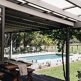 Moraea Farm Berry - by Linnaeus Collection