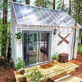 2 Romantic Island Cabins for 5 - Hot Tub Boat