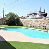 El Chuco Home W Pool Pool Table 15 min Downtown