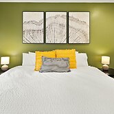 Creekside Mountain Views Hot Tub