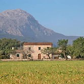 Vall de March Finca Farmhouses by Vida Villas