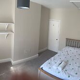 Leicester Retreat - Charming 2 Bedroom House