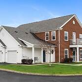 Ground Floor 2BR w Lux Amenities At Albany Glen