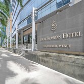 Four Seasons 1br Suite