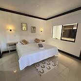 Fully Equipped 3 Beds 2 Cars 20-min Airport