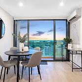 Spectacular Views South Perth1br