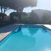 Apartment in Le Grau-du-roi With Pool