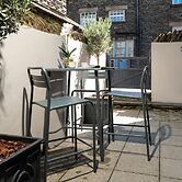 Courtyard Apartments