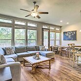 Family-friendly Spring Townhouse w/ Backyard!