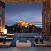 Shangri-la Nine Shepherds Oxygen Retreat