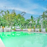 Hotel O The Velodrome Inn near Exit Toll Malang