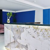 Blue Waves Hotel