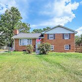 Fireplaces, Fire Pit & Family Fun: Alexandria Home