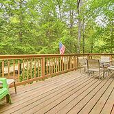 Walk to Water: Outdoor Gem w/ Bunkhouse in Madison