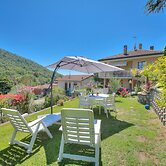 A Due Passi Dal Bosco