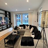 Colindale Luxury Apartment
