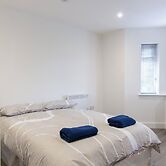 Bridge Road - Room 1b