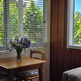 Fletcher Christian Apartments - Isabella Suites