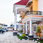5 Star Villa Hotel