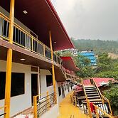 New Mandakini River Resort
