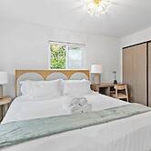 @ Marbella Lane - Modern 3broasis in Siliconvalley