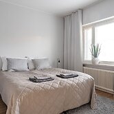 Bright & Cozy 2BR Home in Central Lahti