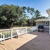 Large Yard & Historic Charm: Orangeburg Retreat!