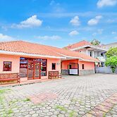 OYO 94761 Hotel Indah