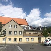 FarawayHomes Studios Mautern