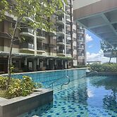 Levi & Moon Relax and Chill