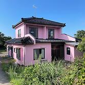 Tensen Inn on the bay