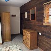 The Riley Stable- Cozy Getaway